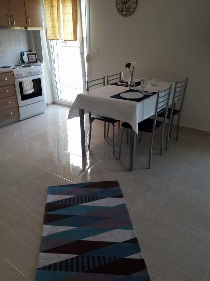 Jordan'S Appartment At Неа Миханиона Екстериор снимка