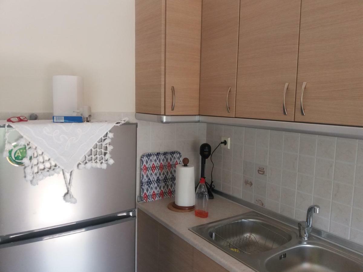 Jordan'S Appartment At Неа Миханиона Екстериор снимка
